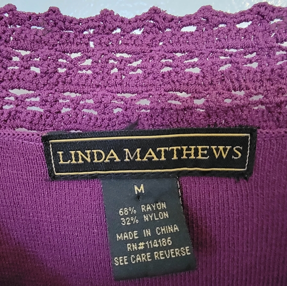 Linda Matthew's ladies top - Picture 3 of 3